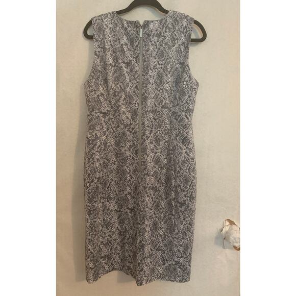 Calvin Klein Suede Sheath Dress Snake Print Gray/White Mob Wife Lined Size 14 - Picture 2 of 9
